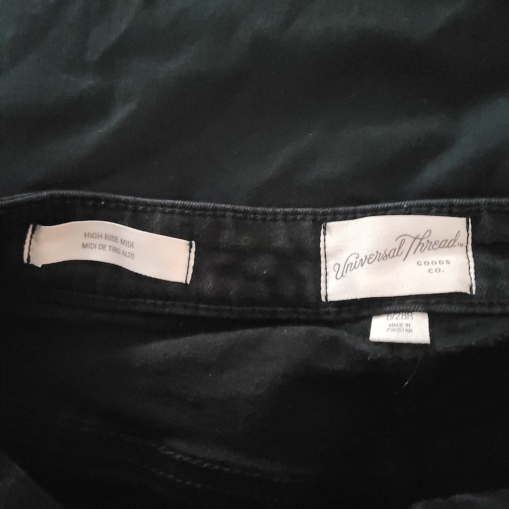 Universal Thread Black, Orange-Red Shorts w. Artistic Reverse-Dye Sz 6/28 - Picture 10 of 10